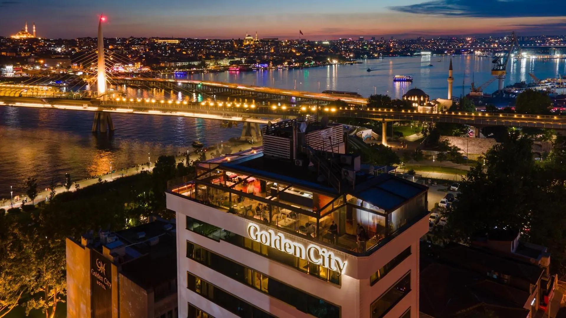 Istanbul Golden City Hotel contacts